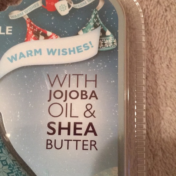 Mint Truffle Flavored Kisses Lip Balm NWT .28 oz - Picture 6 of 7